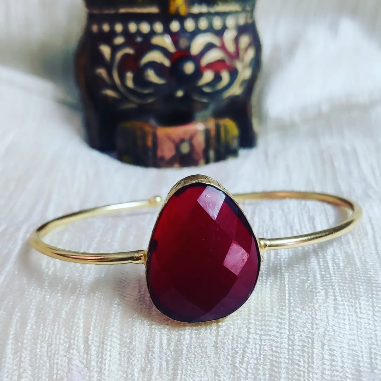 Premium gold bracelet with polished finish