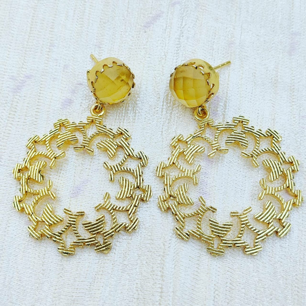 gold filigree drop earrings, - Image 8