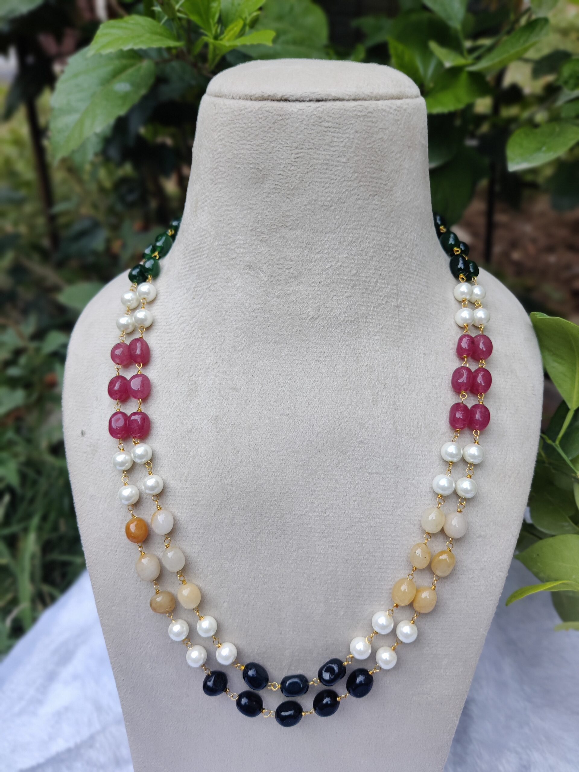 Multi-Strand sheal pearl and Quartz Beaded Necklace